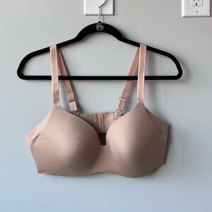 Knix Women’s Size 42B Nude Beige WingWoman Contour Wireless Comfort T-Shirt Bra